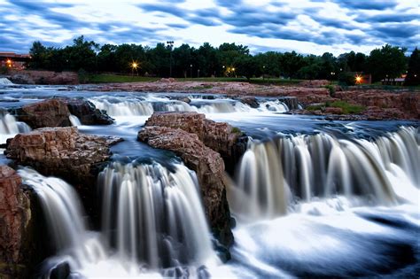 Falls Park, Sioux Falls, South Dakota, USA