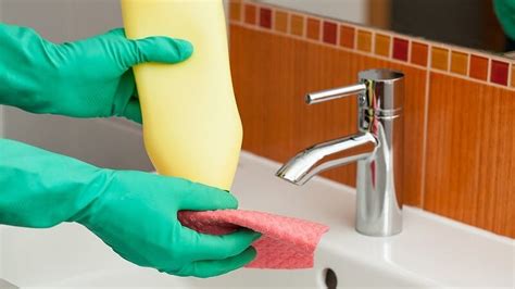 Life Changing Bathroom Cleaning Products You Have To Know About