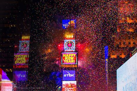 TIMES SQUARE NEW YEAR'S EVE 2021 (Virtual) in NYC at