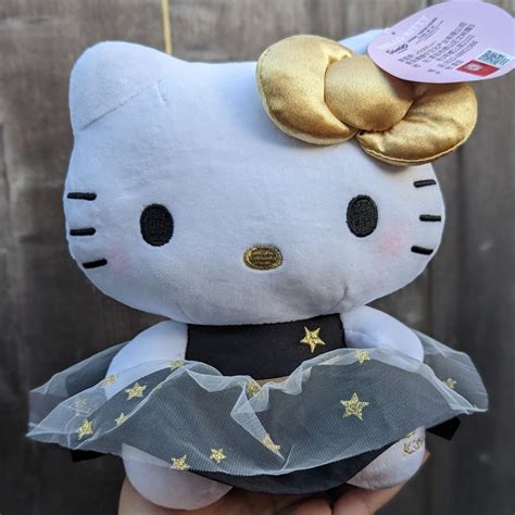 Hi! I'm a Sanrio special edition Hello Kitty plush,... - Depop