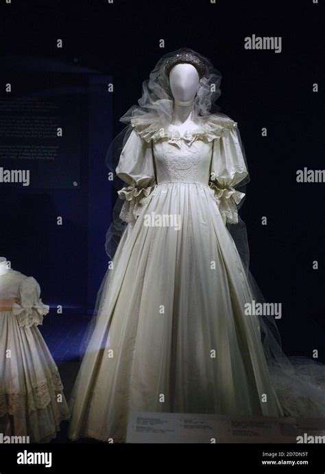 Princess Diana Wedding Dress In Carriage