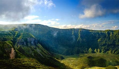 Portugal Hiking Guide with the 9 Greatest Hiking Trails