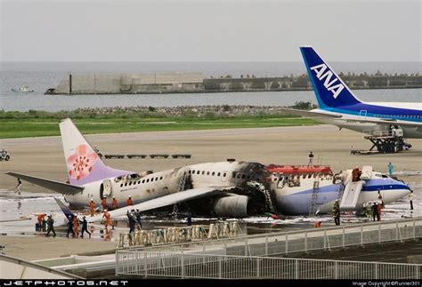 china plane crash - Exorbitant Blook Pictures Library