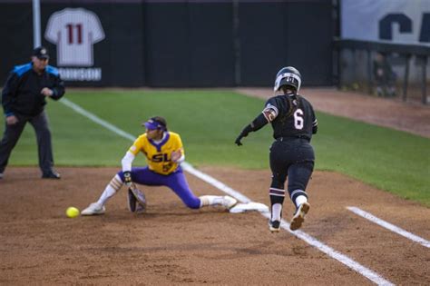 Analysis: Gamecock softball suffers defeat in series against LSU - The ...