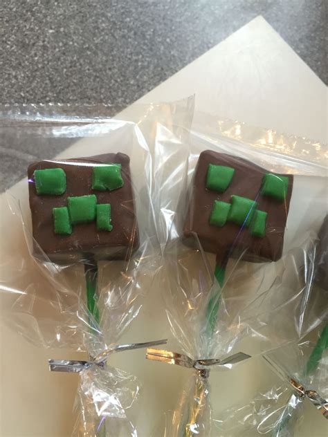 Minecraft cake pops | Minecraft cake pops, Cake pops, Minecraft cake