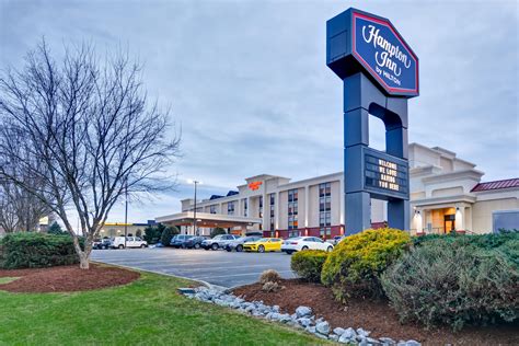 Hampton Inn Hendersonville in Hendersonville, NC - Hotels & Motels ...