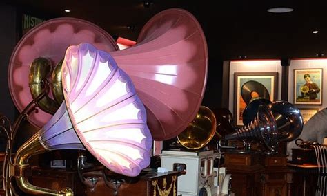 Paris' extraordinary gramophone museum is under threat - The Vinyl Factory