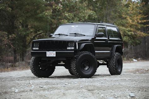 Life is Too Short to not Drive a Sick Jeep - Lifted Cherokee XJ on 33s ...