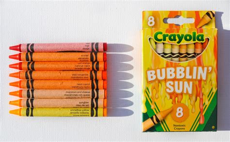 8 Count Crayola Meltdown Crayons: What's Inside the Box | Jenny's ...