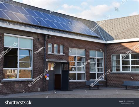 Solar Panels On School: Over 901 Royalty-Free Licensable Stock Photos ...