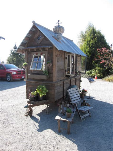 Rustic Tiny House on Wheels