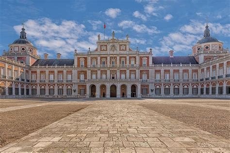 Royal Palaces & Castles in Spain - Visit European Castles