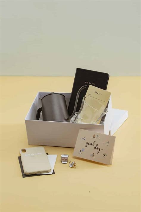 6 Pro Tips for Creating Awesome Corporate Gift Boxes