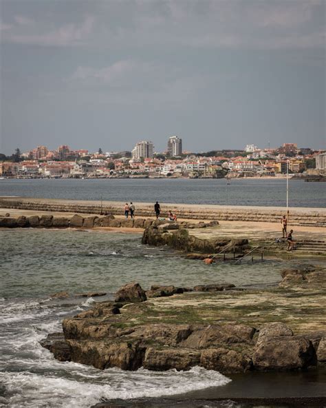 18 Best Beaches in Cascais That You Should Visit!