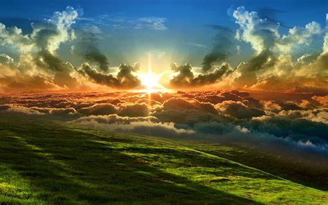 Sunlight Through Clouds Wallpaper