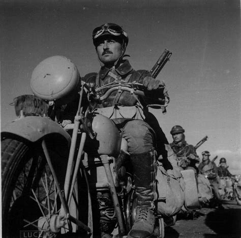 Members of the Polizia dell'Africa Italiana (Italian Africa Police) in ...