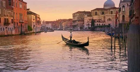 Venice: Sunset Gondola Tour | GetYourGuide