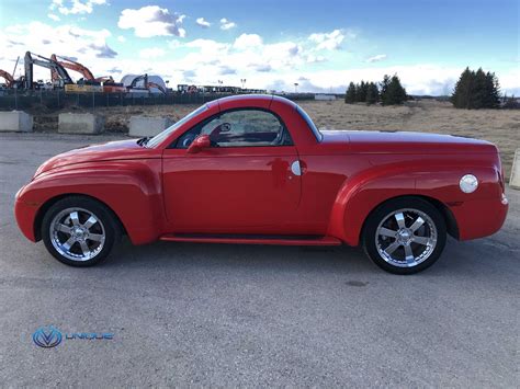 2004 Chevrolet SSR **Hardtop Convertible** Beautiful condition ...