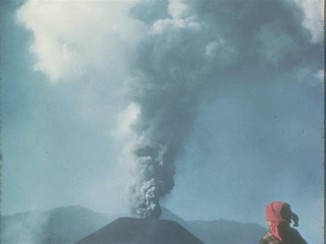 Paricutin Volcano in Uruapan, Mexico | Sygic Travel