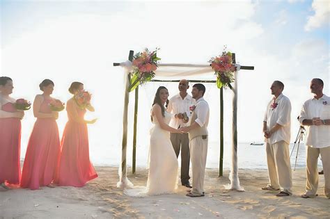 Sunset At The Palms ️ Destination Weddings - Destify