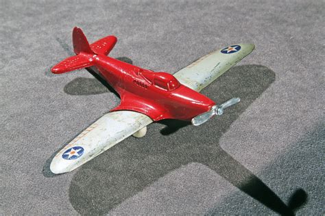 Old Antique Toys: Vintage Old Metal Toy Airplanes