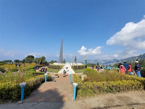 Best Things to Do in Batasia Loop Memorial Darjeeling