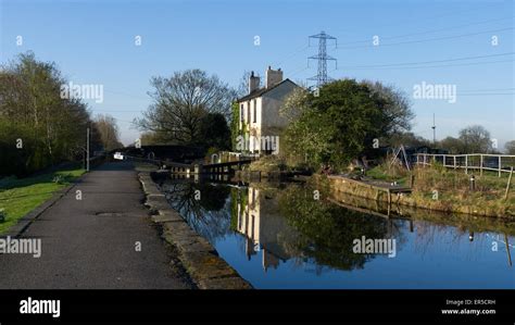 Rochdale Canal Rochdale Lancashire High Resolution Stock Photography ...