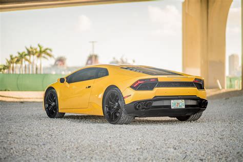 Lamborghini Huracan Yellow - Boston Exotic Car Re