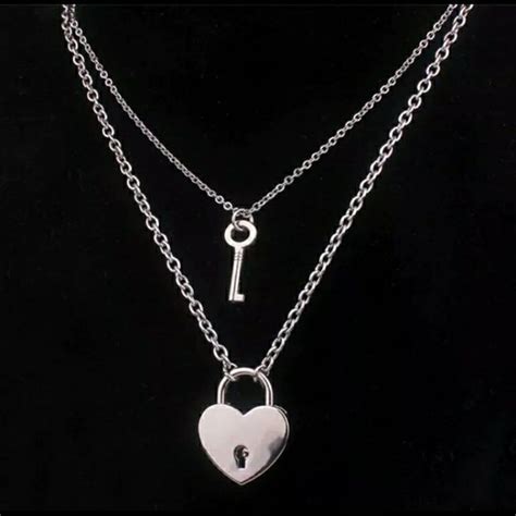 Silver Roblox Necklace Png