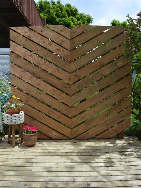 27 Ways to Add Privacy to Your Backyard | HGTV's Decorating & Design ...