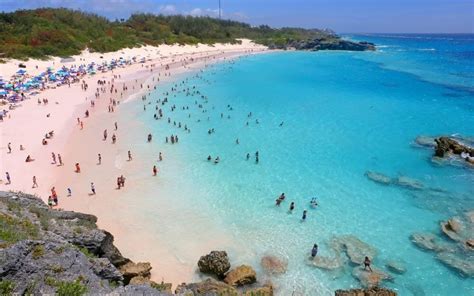 12 Pink Sand Beaches That Are the Most Gorgeous in the World