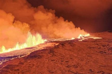 Iceland volcano erupts on Reykjanes peninsula following hundreds of ...