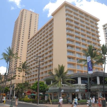 Waikiki Resort Hotels & Condos - Pacific Beach Hotel