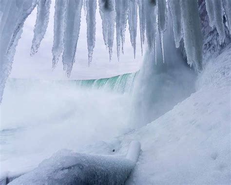 Winter in Niagara Falls - 20 Ways To Experience Niagara Falls In Winter ...