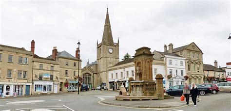 Chippenham (Wiltshire) Visitor Information Guide