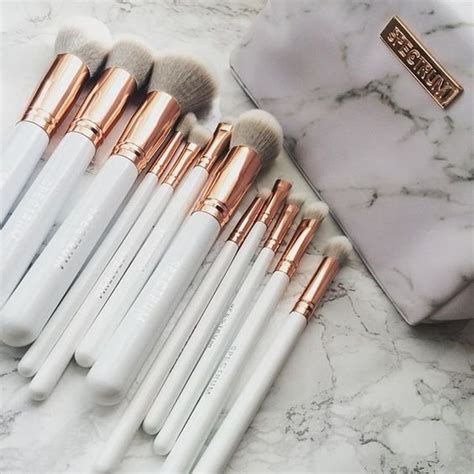 20 Best Makeup Brush Brands | Makeup Brushes Reviews