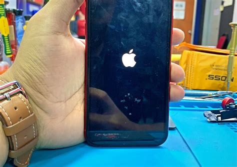 Repair iPhone Xr Stuck Apple Logo In KL - iPRO Ampang KL