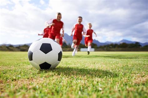 The Best Fun And Easy Soccer Exercises for Beginners - In The Playroom