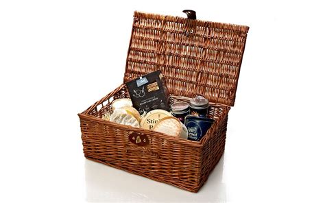 Buy Luxury Cheese Hamper - The Deluxe Cheese Gift Hamper | Cheese ...