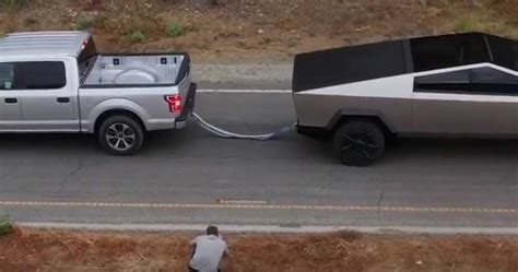 Tesla Cybertruck vs Ford F-150 in a tug of war video - Where In Bacolod