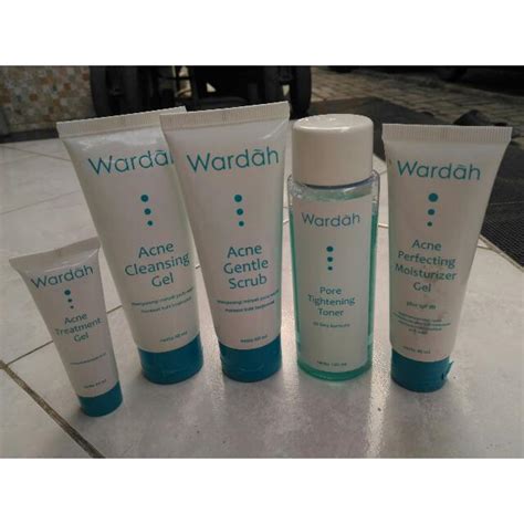 Wardah Acne series, Kesehatan & Kecantikan, Kulit, Sabun & Tubuh di ...