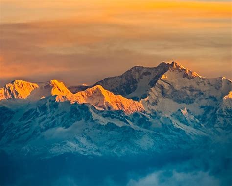 Darjeeling Tiger Hill Sunrise | Detailed Information