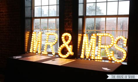 DIY Wedding Inspiration: Marquee Lights | Philly In Love