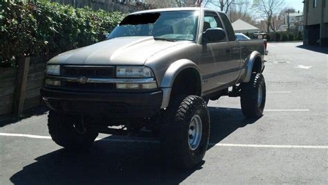 2000 Chevrolet S 10 ZR2 Truck for sale