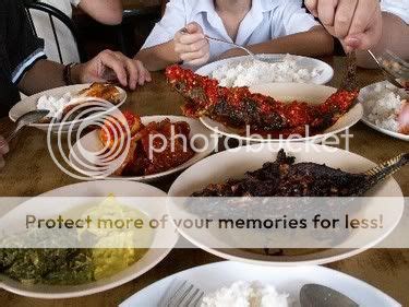 Nasi Padang – Food, travel, recipe & sights