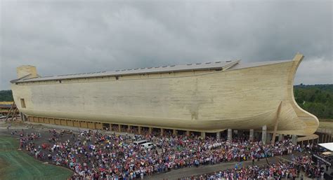 Massive Replica of Noah’s Ark Opens in Northern Kentucky - Going On ...