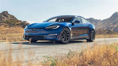 2023 Tesla Model S - Autotech7