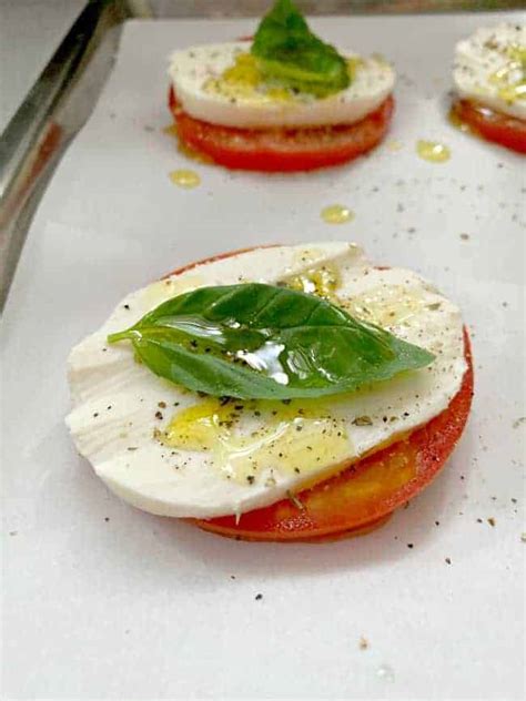 Easy Baked Tomatoes and Mozzarella · Chatfield Court