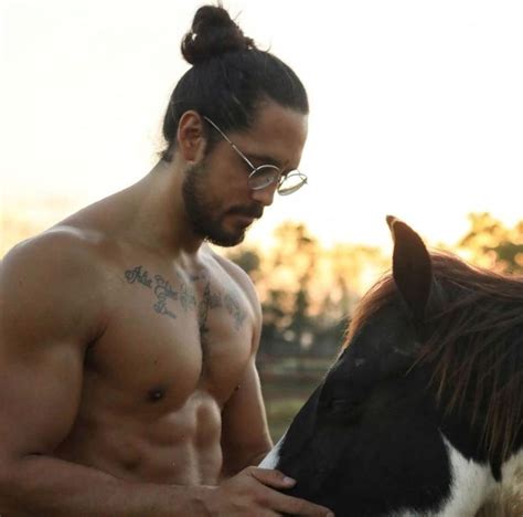 Man Buns & Manes of the horsey kind! Stunning shot from @a_digital ...