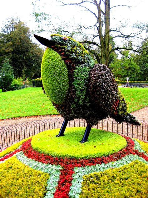 17 Best images about Terrific Topiary Animals on Pinterest | Gardens ...